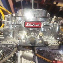 Dual quad 1404 Edelbrocks