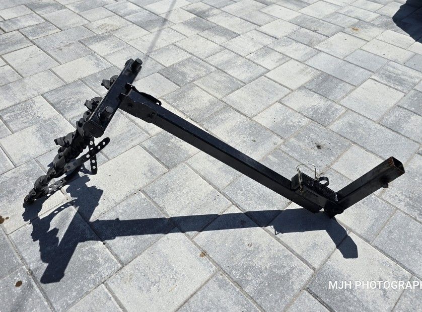 Thule Four Bike Rack