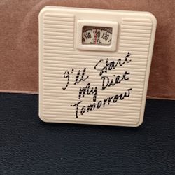 VINTAGE MAGNET 