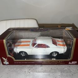 Chevrolet Camaro Z-28 (1967) Die Cast Model
