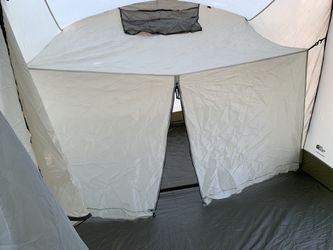 Rare North Face TRAILHEAD 8, 8 Person 3 Room Family Camping Tent