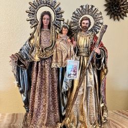 Sagrada familia Obra De Arte Dos Pies De Altura