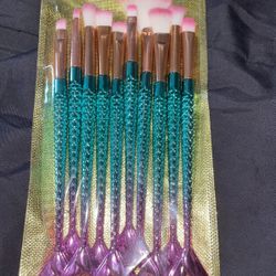 Makeup Brushes 