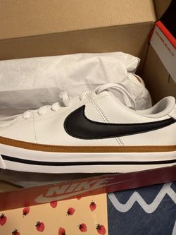 Nike Court Legacy 