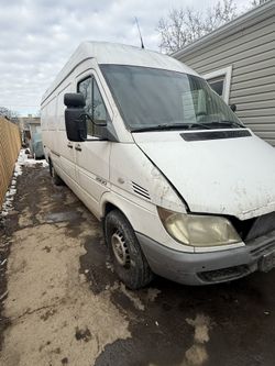 2006 Dodge Sprinter 2500 Parts 
