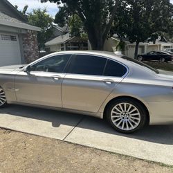 2009 BMW 750i