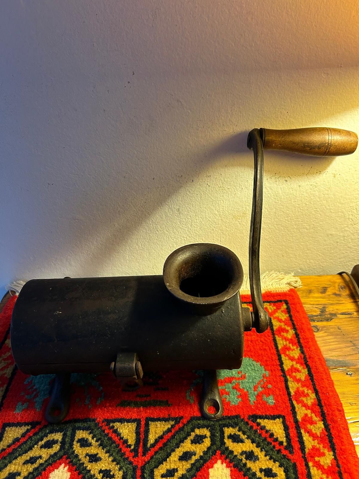 Molinillo Cast Iron Muy Antiguo 