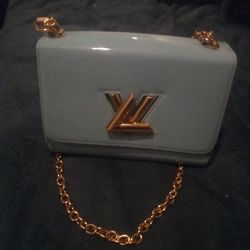 LOUIS VUITTON TWIST HANDBAG (good condition)
