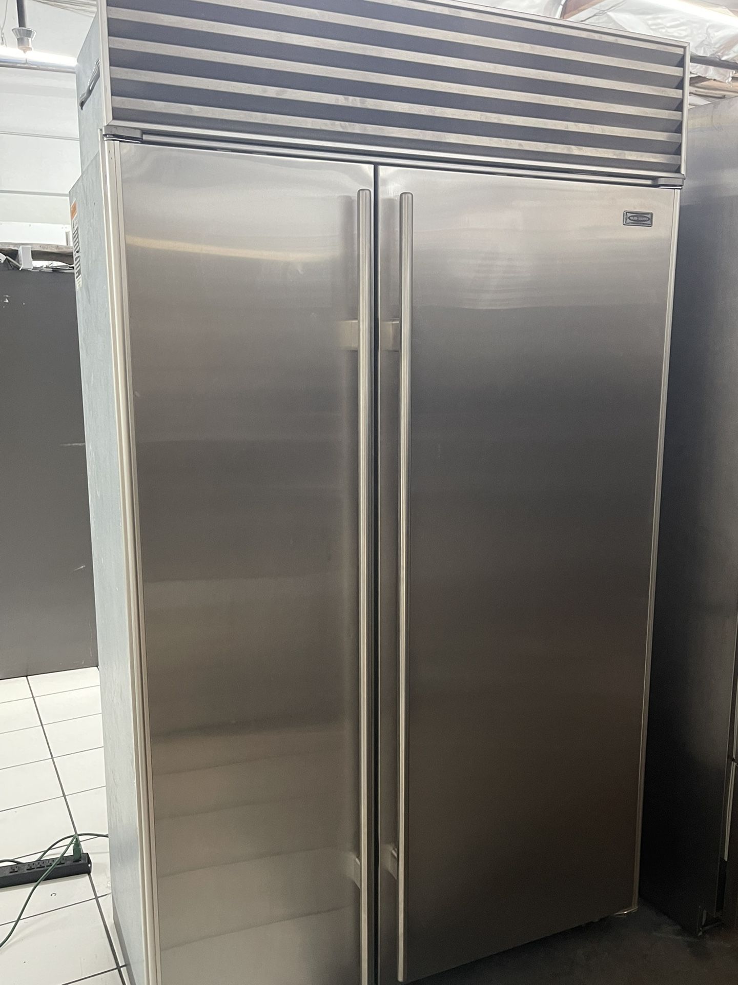 SUB ZERO REFRIGERATOR ‼️‼️