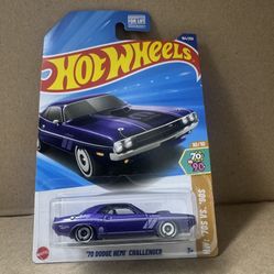 Hot wheels ‘70 Dodge Hemi Charger