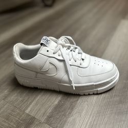 These look like Nike Air Force 1 Pixel (women’s) 8/8.5