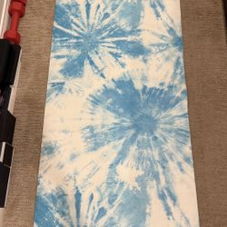 BRAND NEW In Box ALO Yoga Mat Warrior Mat Tie-Dye Color Retail Price $138