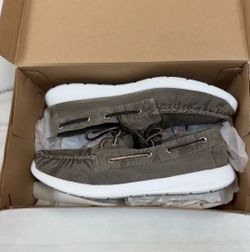 Brand new in Box SPERRY Men’s Shoes