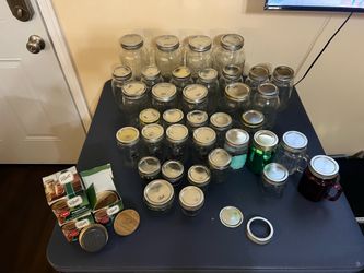 Collection of mason jars & new extra lids - see below
