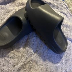 yeezy adidas size 6 men