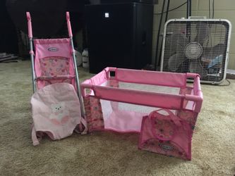 Baby's white-and-pink travel system set