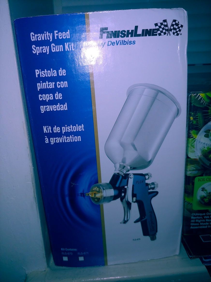 FinishLine Gravity Feed Spray Gun Kit
