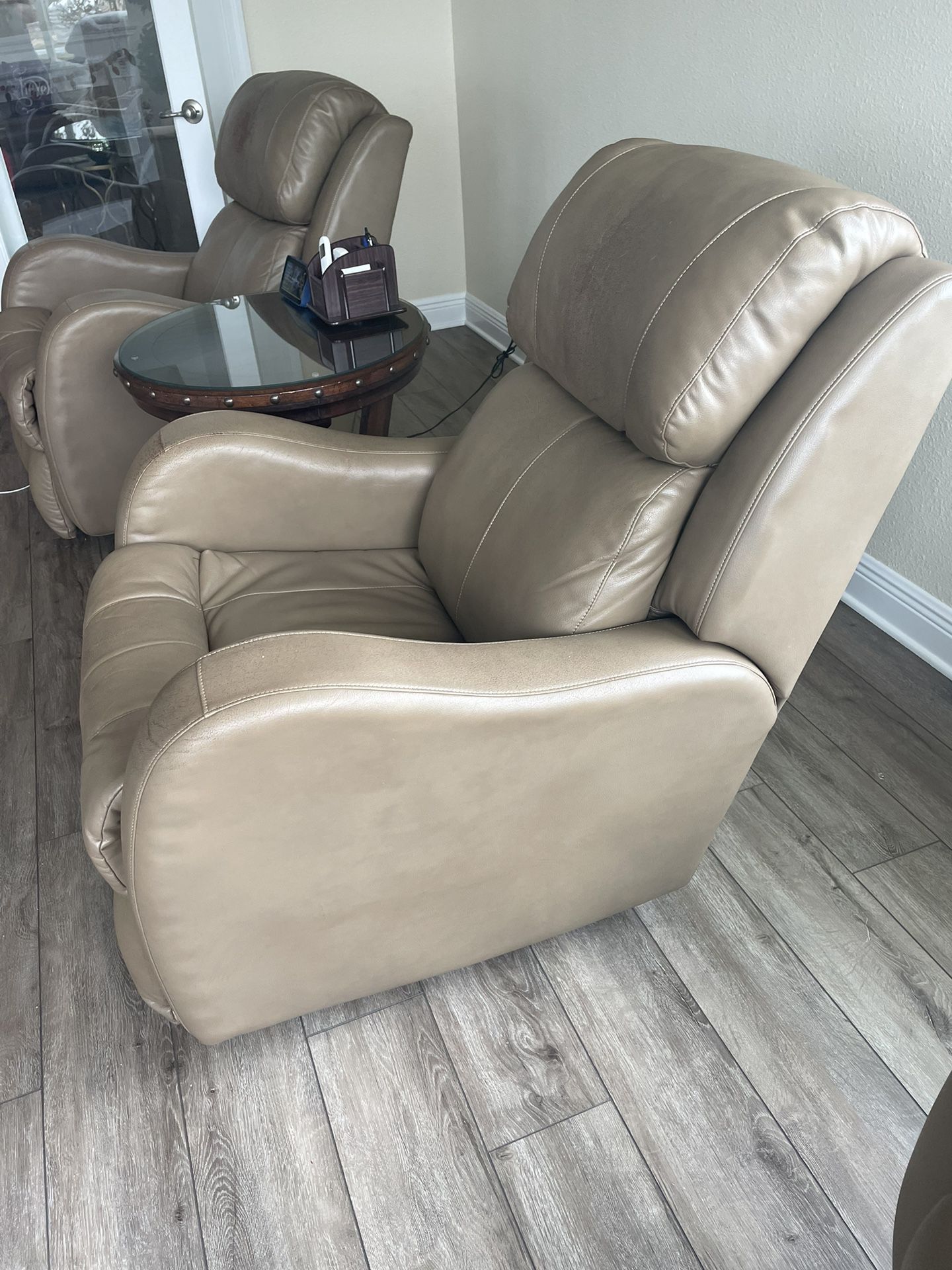 Reclining POWER Chairs 