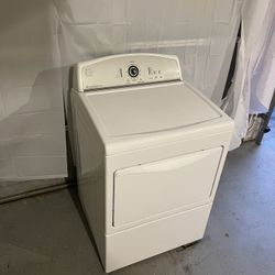 WHITE DRYER • LIKE NEW