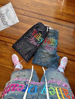 VALE ICE CREAM SHORTS 🏪