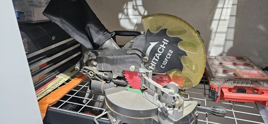 Chop Saw And Skilsaw
