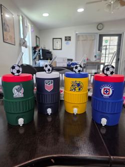 Can coozie México usa🇲🇽 Mexico • 🇺🇸 USA • 🟡 Club América • 🔵 Cruz Azul