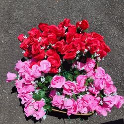NEW Artificial Flowers (202 Roses)
