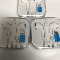 Generic Iphone 7, 8, X , 11, 12 Earphones Brand New High Quality
