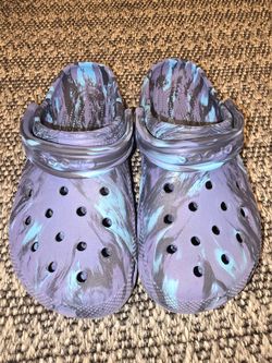 Boys crocs J4