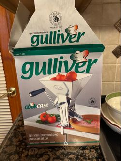 Gulliver made in Italy 🇮🇹 tomato sauce maker / stainless Stella in box used once