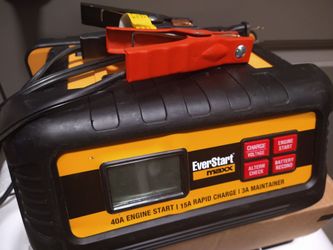 EverStart Maxx Battery Charger and Engine Starter
