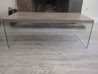 Modern Coffee Table with Glass Legs