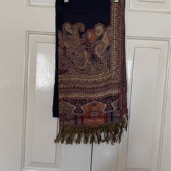 Beautiful Elegant Shawl Hand Made By India 