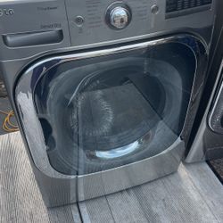 LG Tru Steam Sensor Dryer And Washer In Perfect Condition Fully Working.. Gas Only