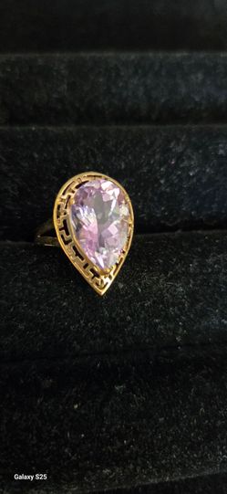 New, amethyst and 10k gold ring, size 7.5. 3 grams