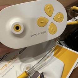 Medela Pump In Style with MaxFlow Breast Pump
