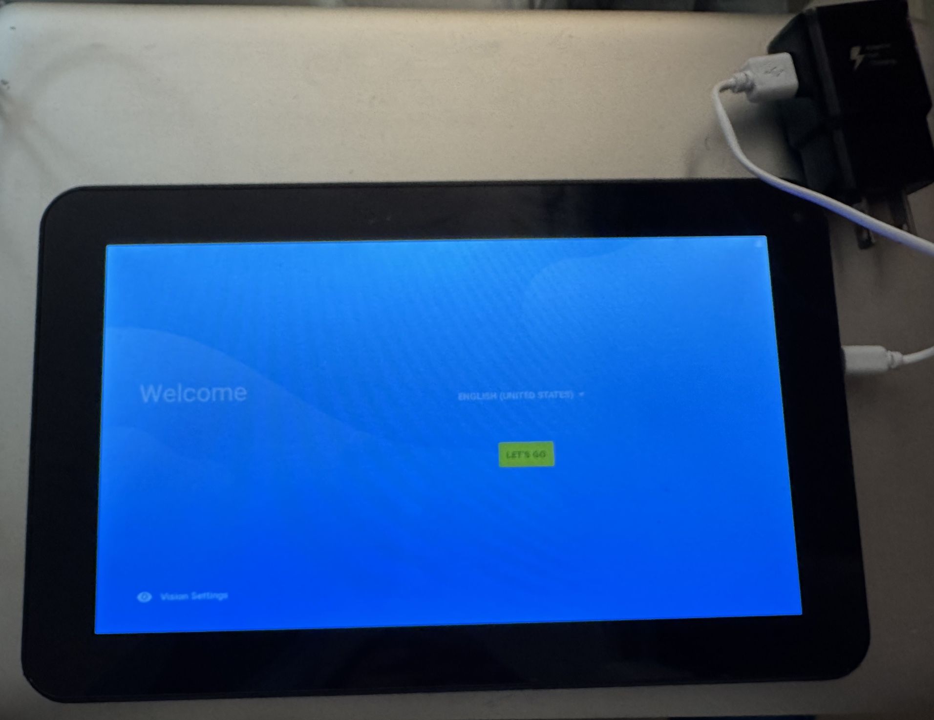 ICRAIG Tablet 8GB 10.1 Inches Model CMP828 BM !!!