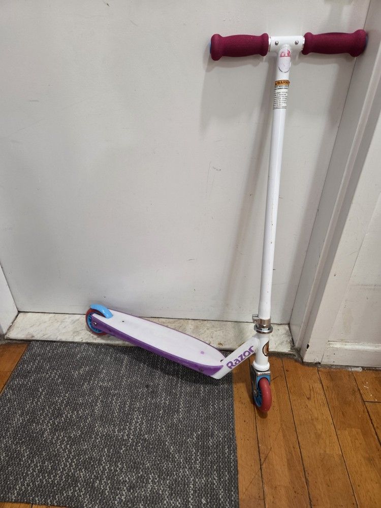 Girls Scooter