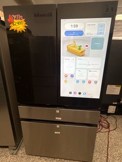 *OPEN BOX* Samsung Bespoke 35” Family Hub French Door Refrigerator