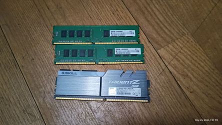 3 Sticks 8 GB DDR4 RAM