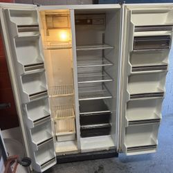 This Is One Good Refrigerator Worked Just Like New And It’s Still Plucked Up