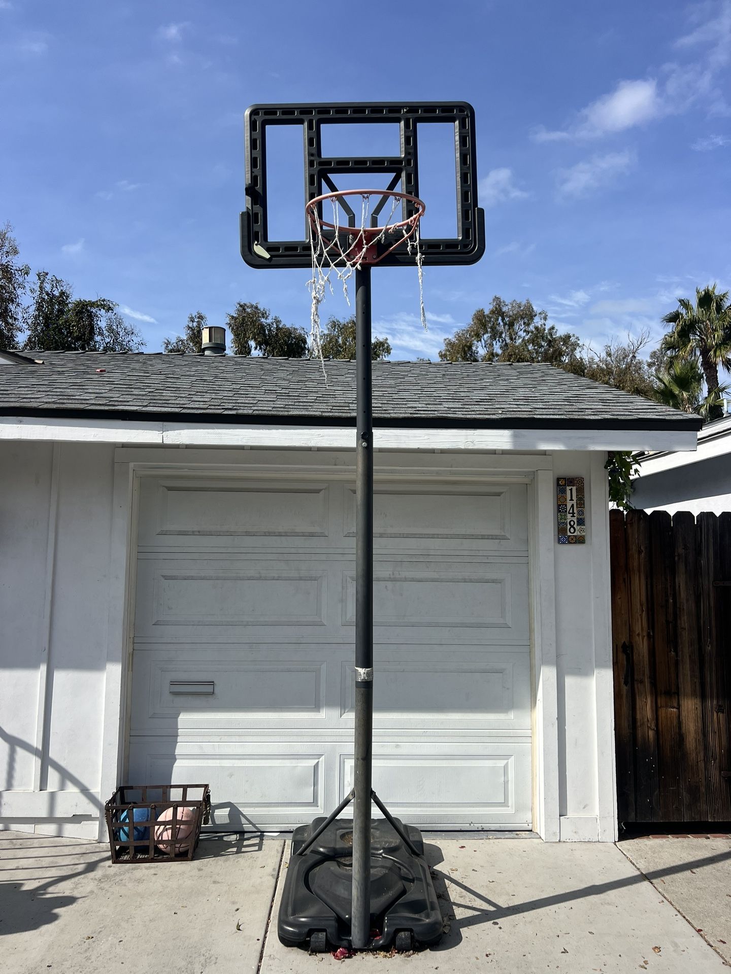 Free Basketball Hoop (needs Backboard)