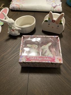 Bunny Table Decoration Set