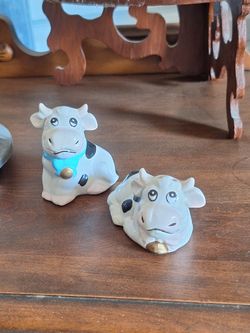 Cow Salt & Pepper Shakers