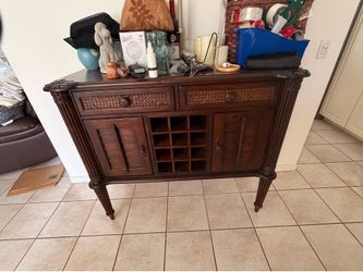 Buffet/ Bar table