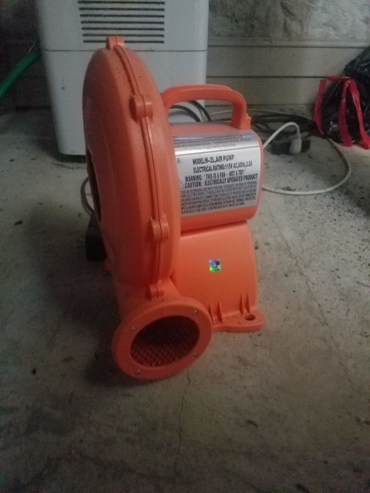 Blower