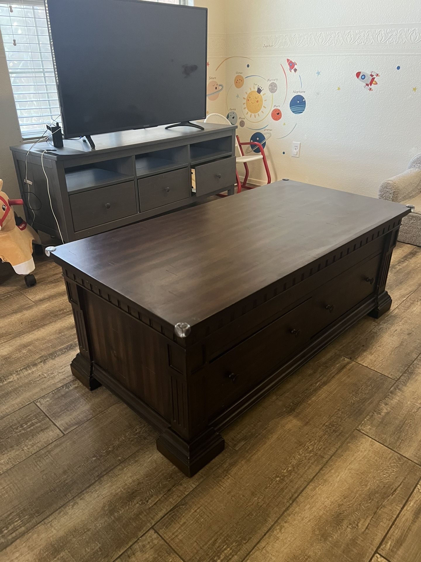 Lift Top Coffee Table With Drawers/ Storage