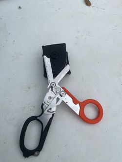 6-in-1 Foldable Emergency Rescue Scissors/Sheers - Black-Orange - $60