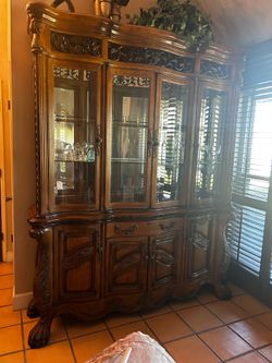 Large Hutch