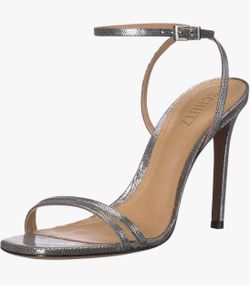 Tacones plateados